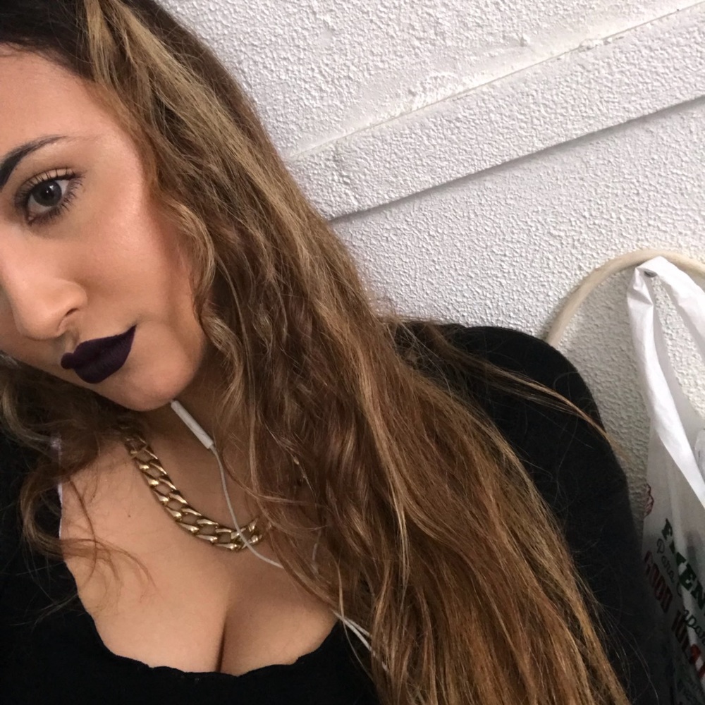 Meet your Posher, Joselyne